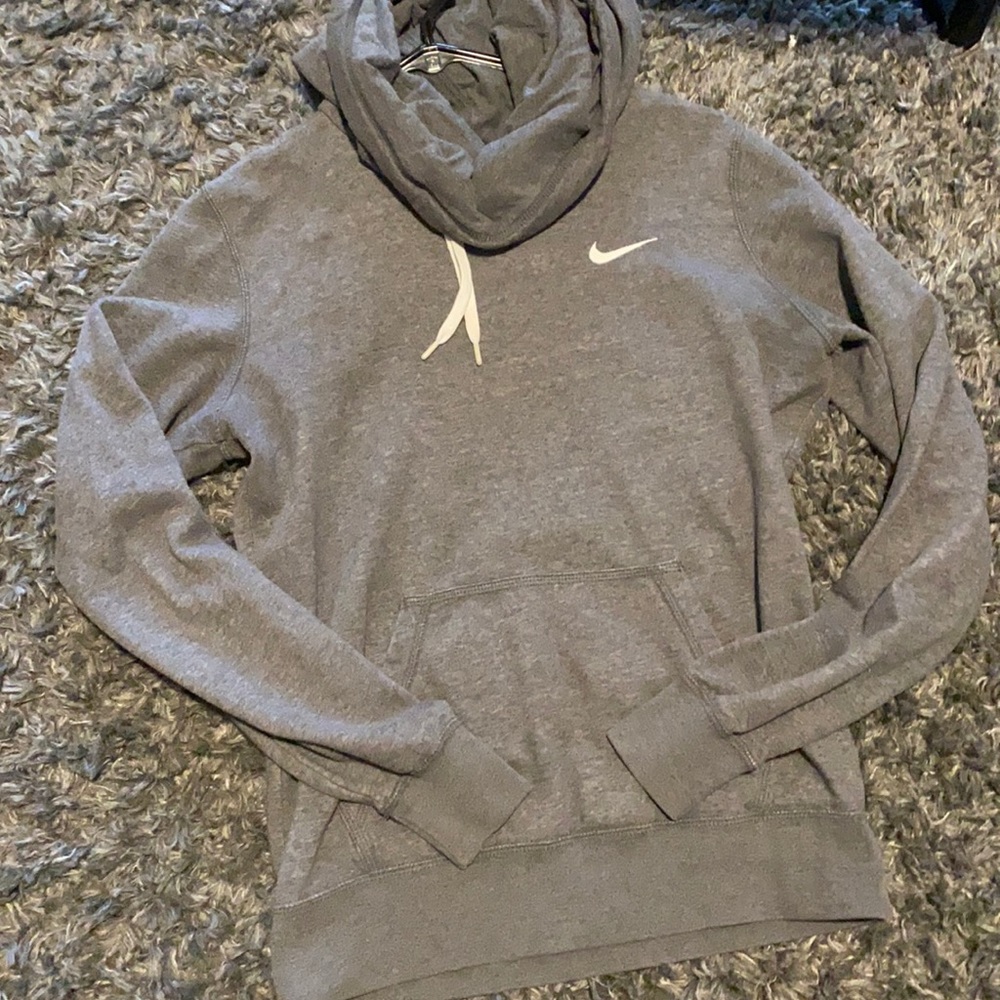 Nike Pullover Hoodie